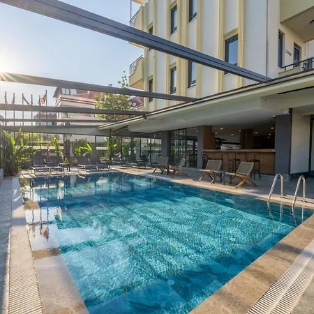 Coastline Orange Hotel *