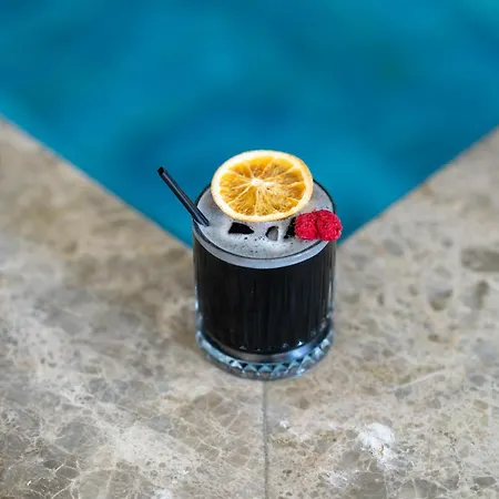 מלון Coastline Orange