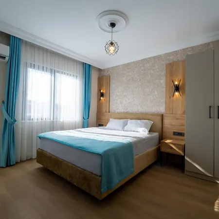 Coastline Orange אנטליה