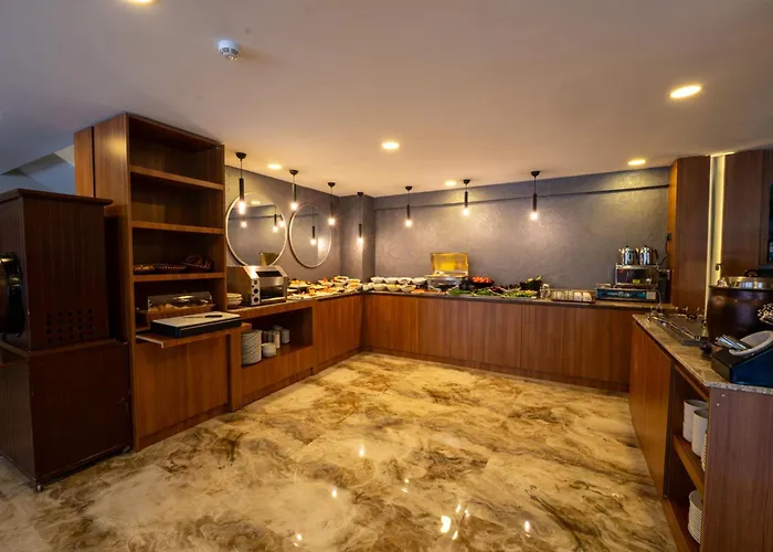 Hotel Coastline Orange *