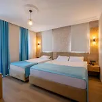 Hotel Coastline Orange *